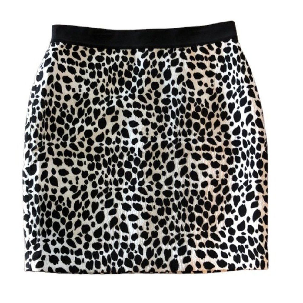 Ann Taylor Black and White Spotted Skirt Size 10